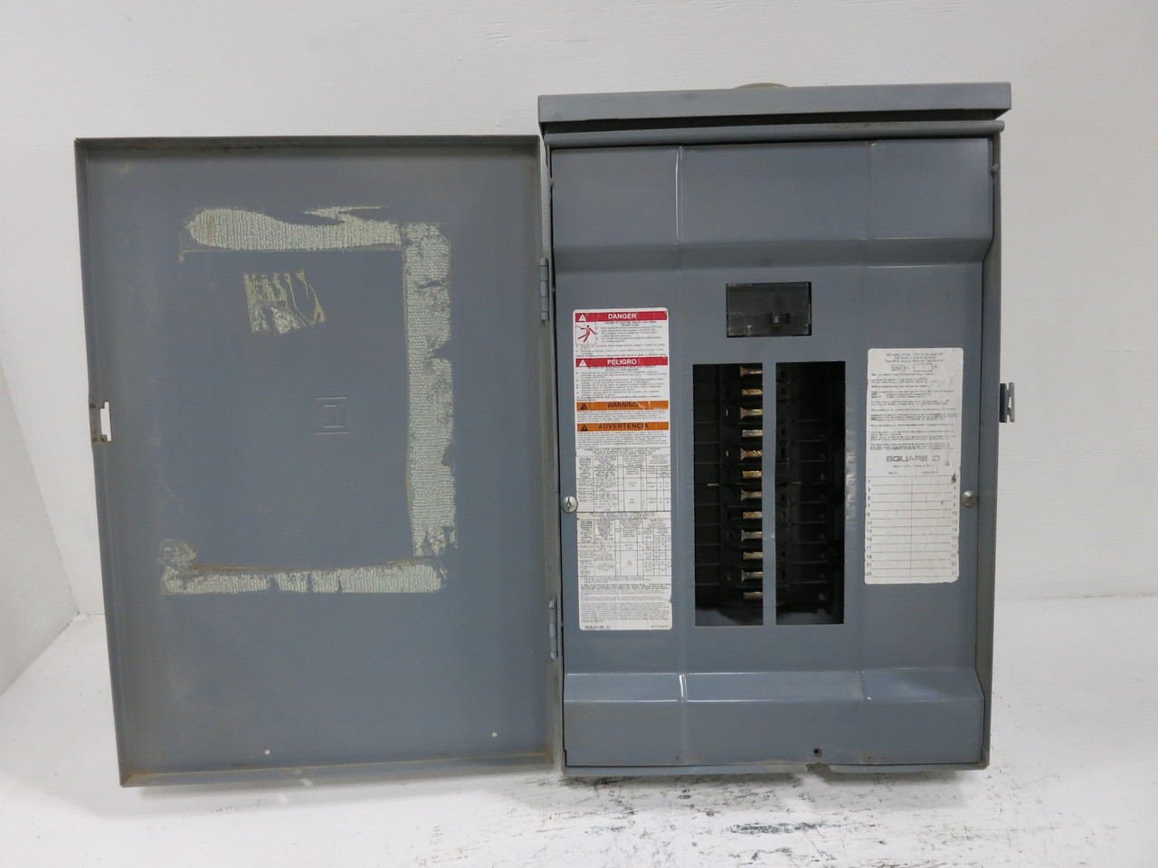 Square D QO Load Center 1PH 125A Main Breaker Panel Board 120/240V